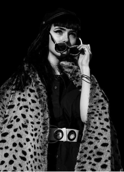 Look 3